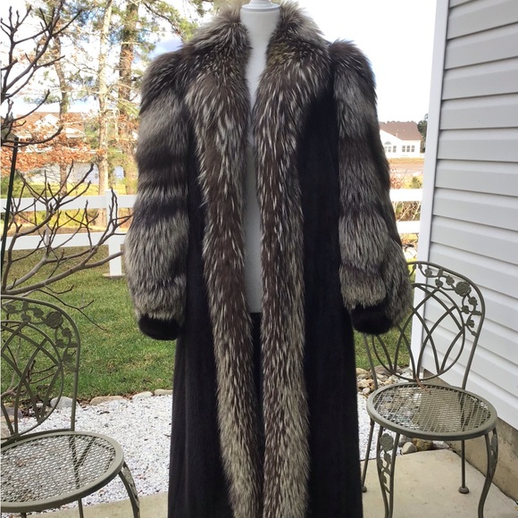 Denmark Fur Jackets & Blazers - Vintage fur coat, Black Mink and Silver Fox Tuxedo Fur, Coat Size 6